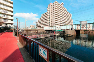仙台堀川公園浮き橋