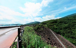 野反ダム右岸ダムサイト