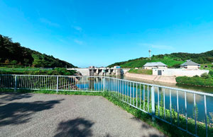 三春ダム左岸園地