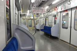 車内