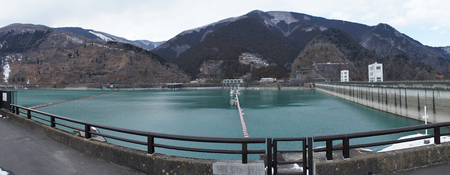 小河内ダム右岸